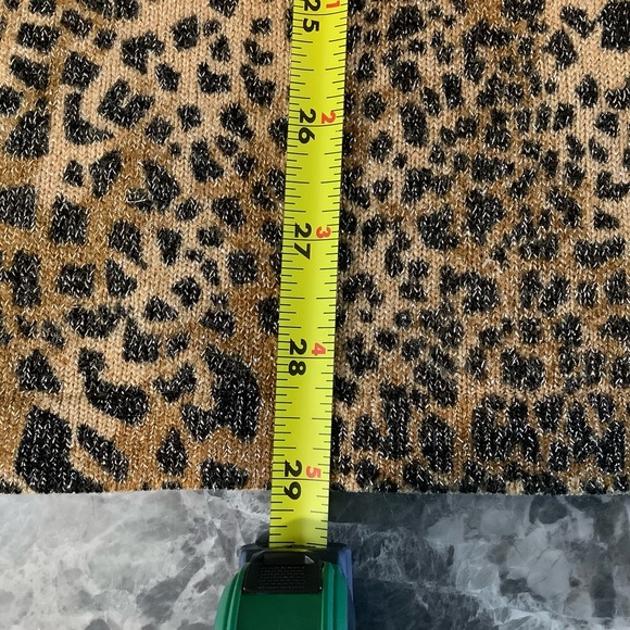 IN KNIT leopard print sweater  size Large - Picture 6 of 8
